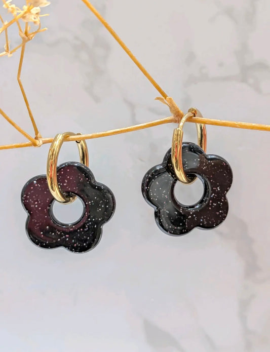 Boucle d’oreille noire paillette