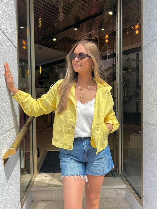 Veste courte col montant boutonnée jaune