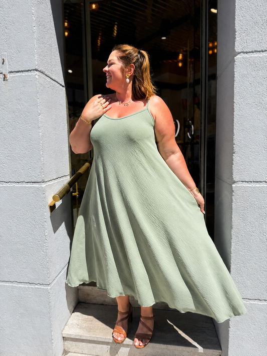 Robe bretelles Célestine vert sauge