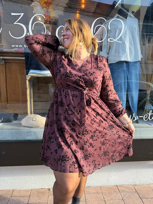 Robe portefeuille fleurs floquées marron