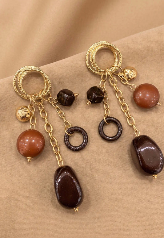 Boucles d'oreilles pendantes chaînes et perles chocolat dorées – Acier inoxydable