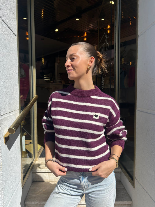 Pull rayé cœur bordeaux