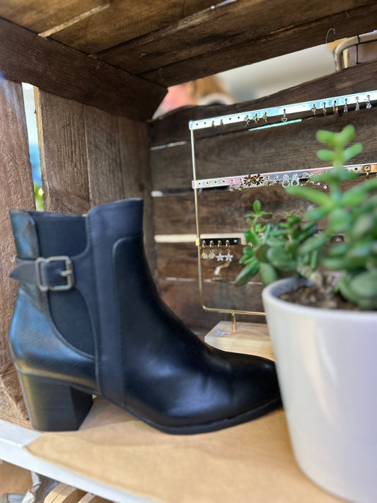 Bottine noir à talons
