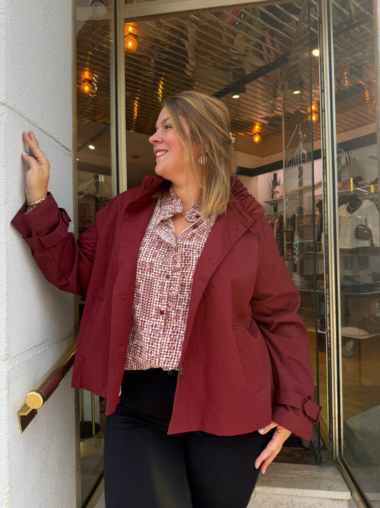 Blouse carreaux fleurie col volanté bordeaux