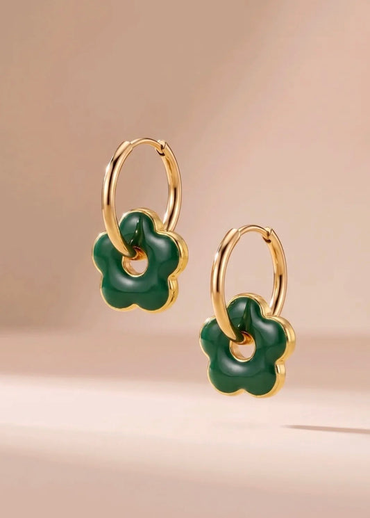 Créoles fleur émaillée verte – Acier inoxydable