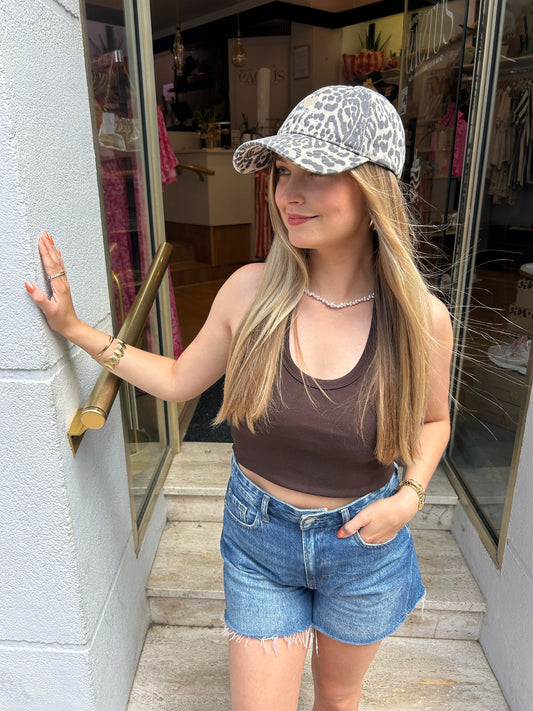 Casquette léopard brodée Amour