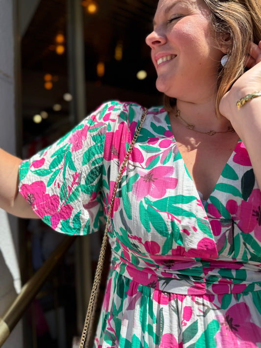 Robe Longue Fleurie Grande Taille — Imprimé Rose & Vert | Coupe Enveloppante Curvy