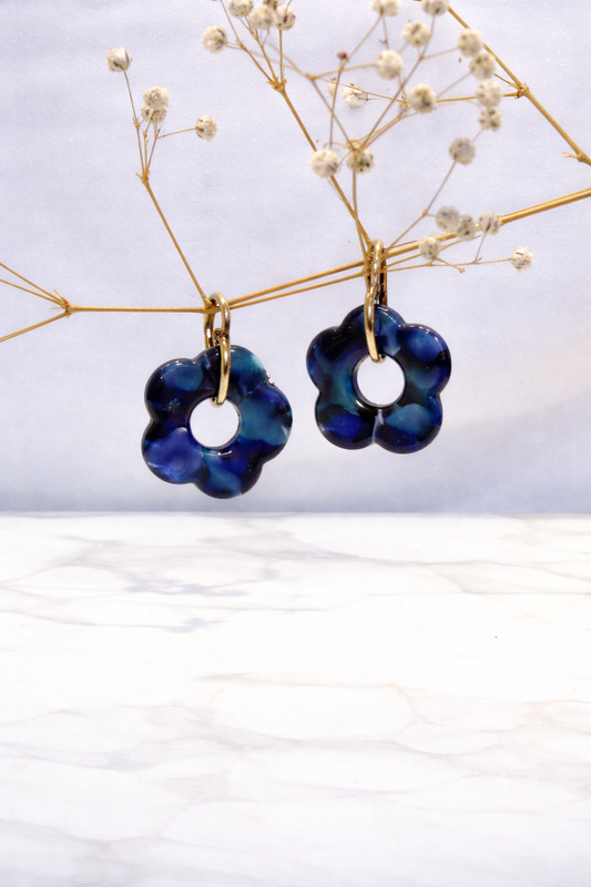 Boucle d’oreille bleu nuit